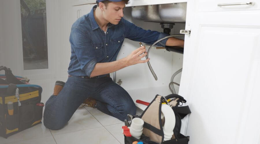 Local water heater installation in Ratcliff, TX